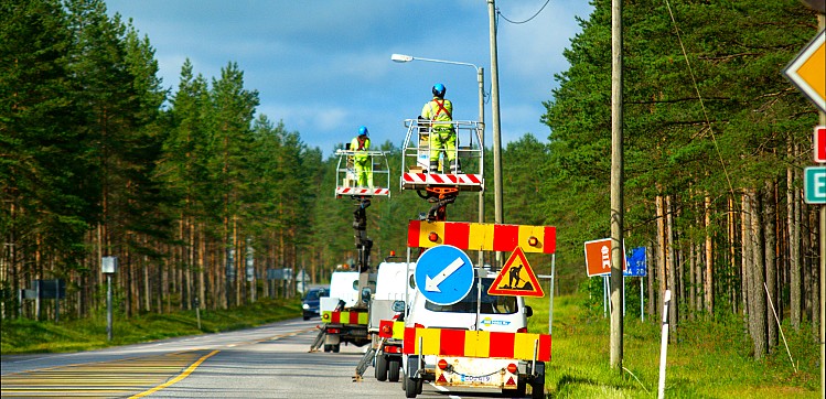 Hae meille sähköasentajaksi!